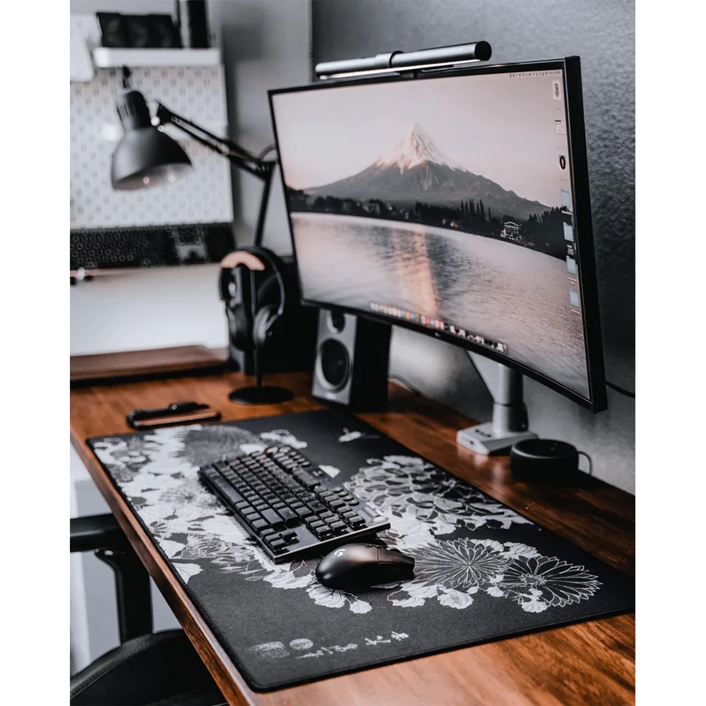 The mousepad company Mousepad AeroGlyde Artist Series Chrysanthemums and Bee by Hokusai - Image 4